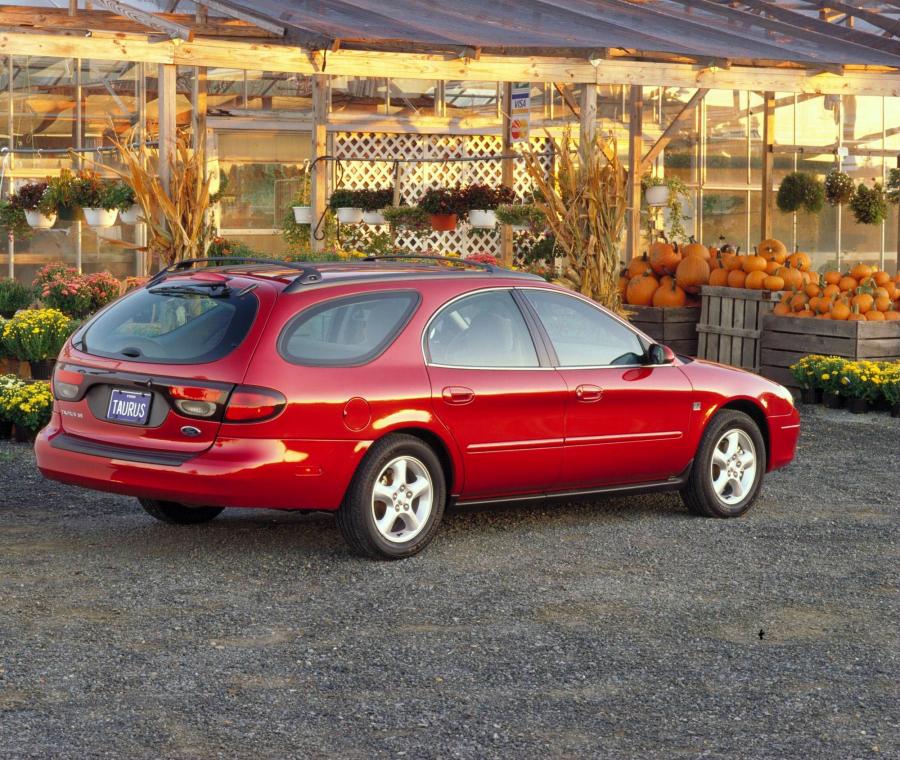  Ford Taurus Wagon 2000 года  (фото 6 из 38)